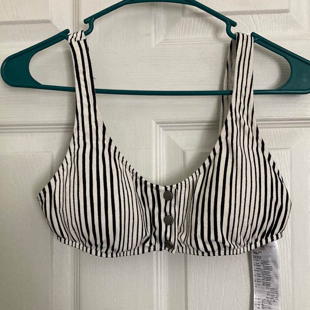 (NWOT) Billabong Swim Top